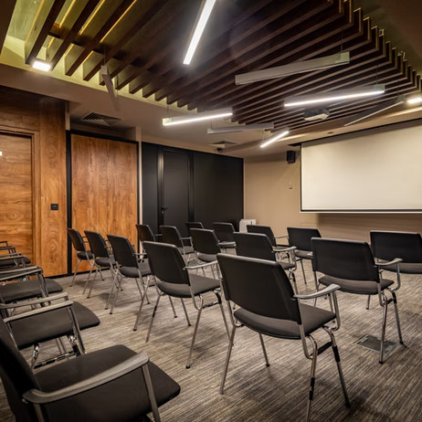 8bd97e_23b0bae14b8145ba9c15825baeb4a6cdmv2