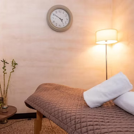 8bd97e_a438f7050e5c432889fab6e9028498bemv2-1